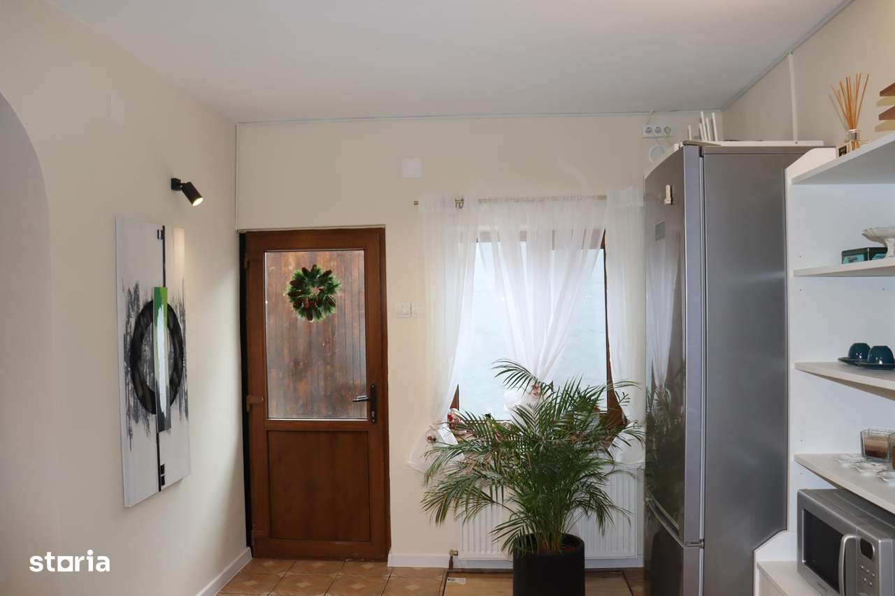 Casa renovata cu eliberare imediata - zona Chitila, Sector 1 - Imagine principală: 4/19