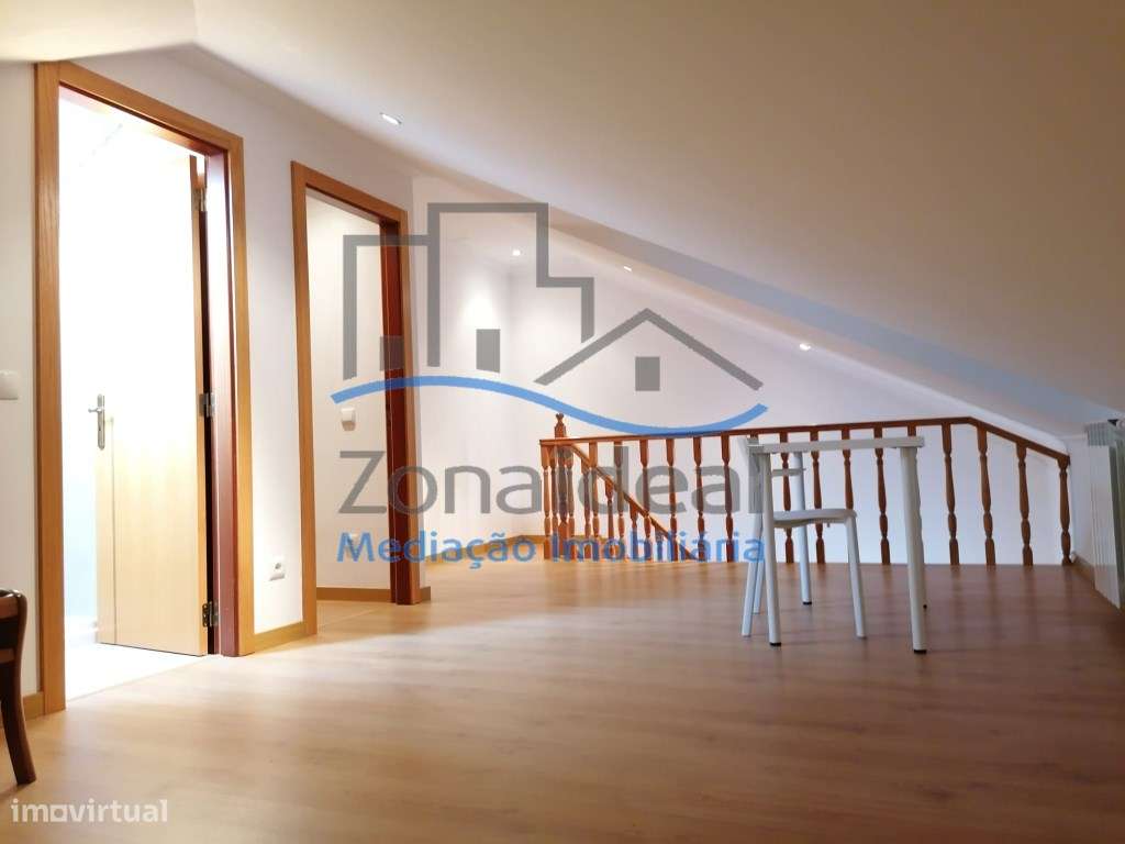 Moradia com quintal, localizada em Alenquer-12