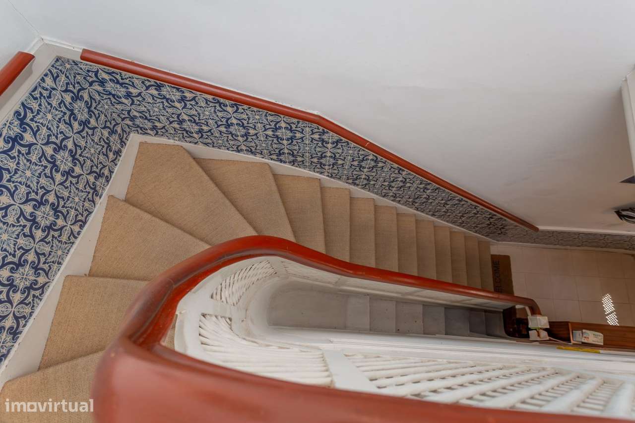 Excelente apartamento T4 duplex - Monte Estoril - Com terraço-9