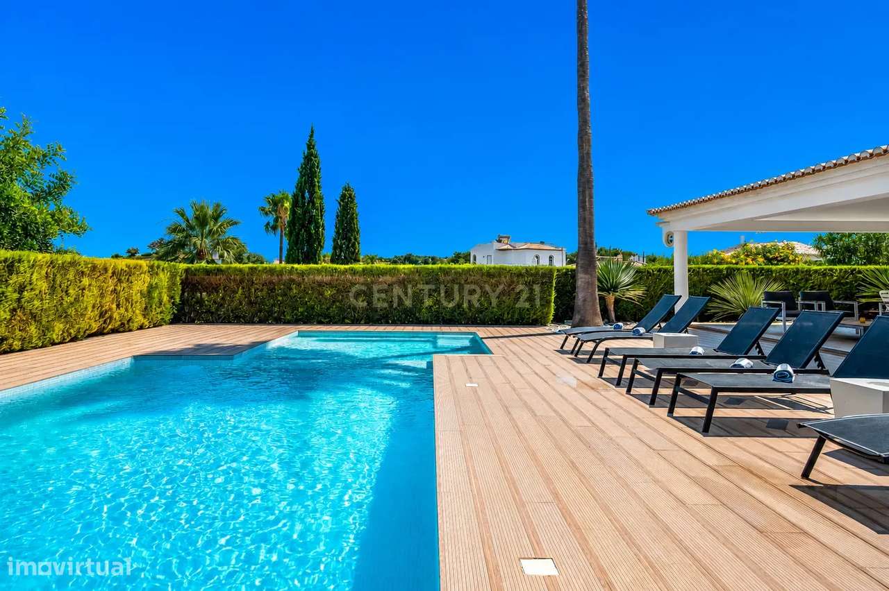 Moradia com 4 quartos, independente com piscina em Albufeira-9