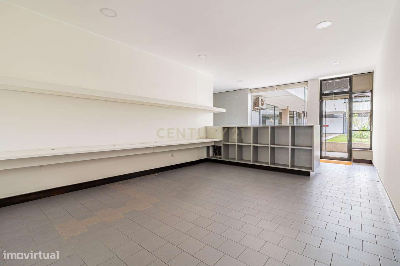 Loja no Centro de Braga com  62m2 para Arrendamento - Grande imagem: 4/22