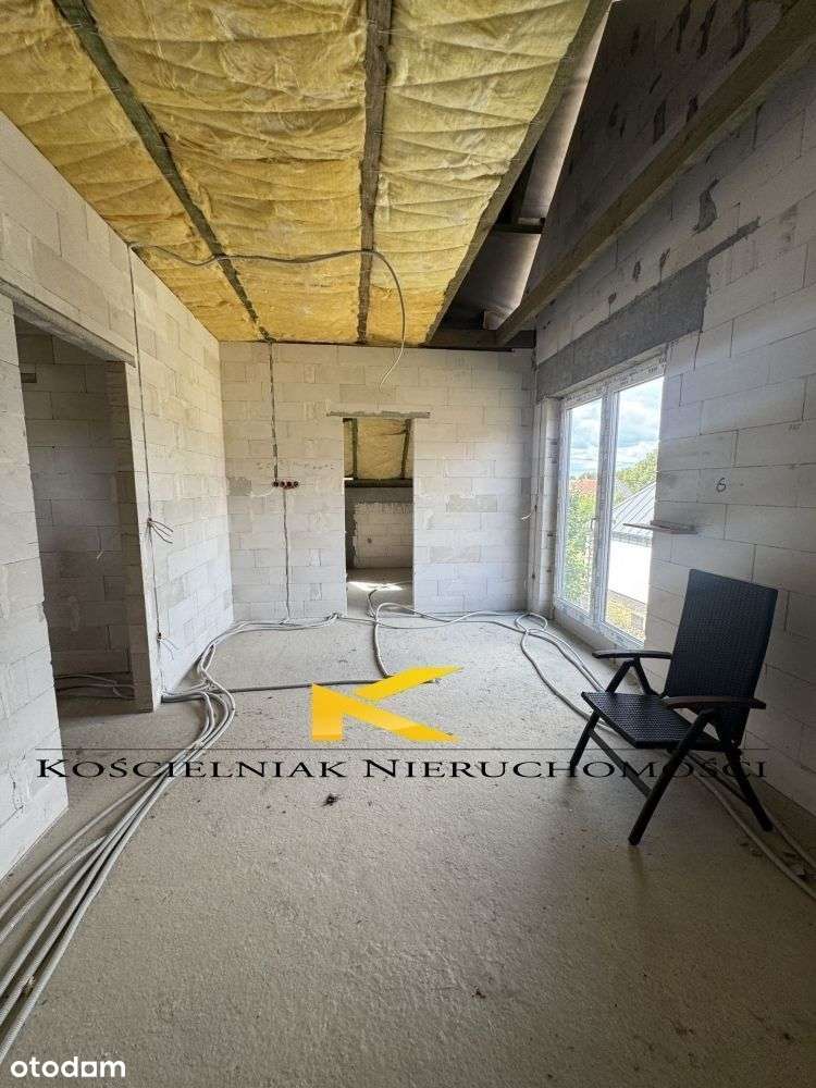 Piękny duży dom z odpowiednią działka pod ZG.-16