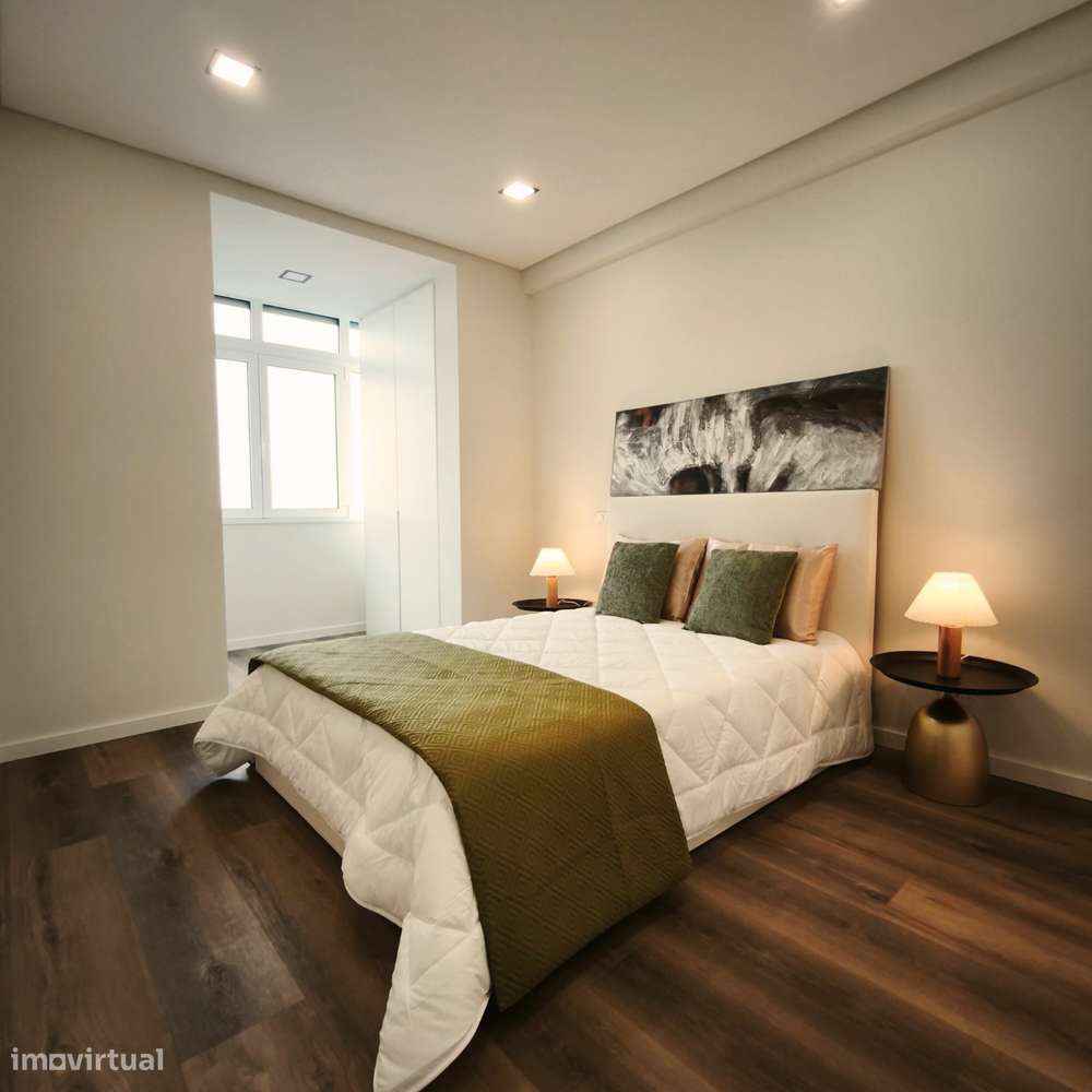 Apartamento T3 de Luxo e Modernidade no Coração de Benfica com Vista p-15