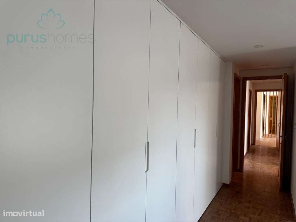 Apartamento T3 Remodelado no Campo Pequeno-21