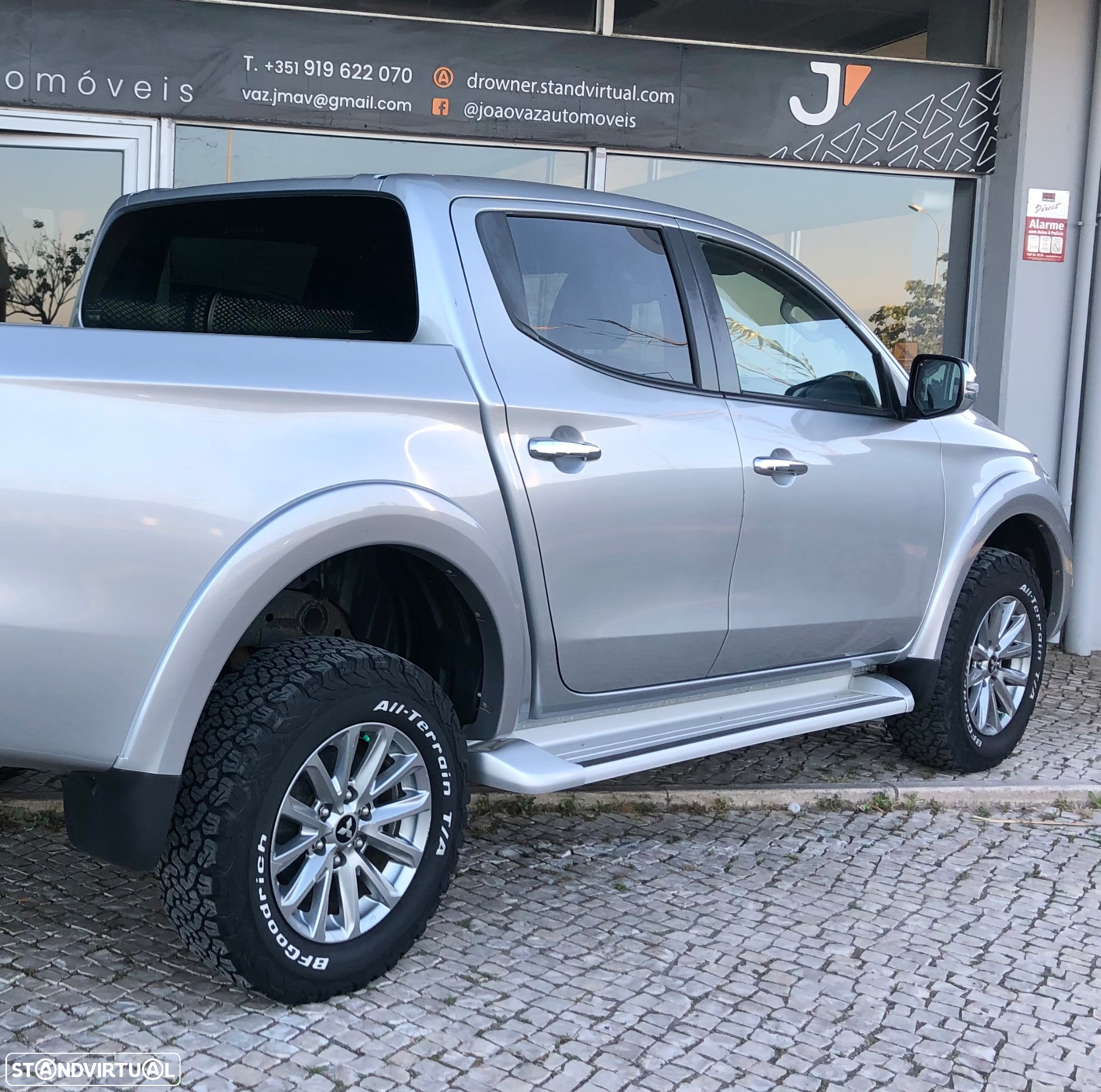 Mitsubishi L200 2.4 DI-D CD Intense Space Cab Strakar 4WD - 10