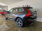 Volvo XC 60 2.0 D4 R-Design AWD Geartronic - 4