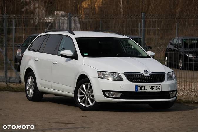 Skoda Octavia Combi 2.0 TDI Style - 2