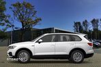 Volkswagen Touareg 3.0 V6 TDI 4Motion - 2