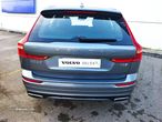 Volvo XC 60 2.0 T8 PHEV R-Design AWD - 26