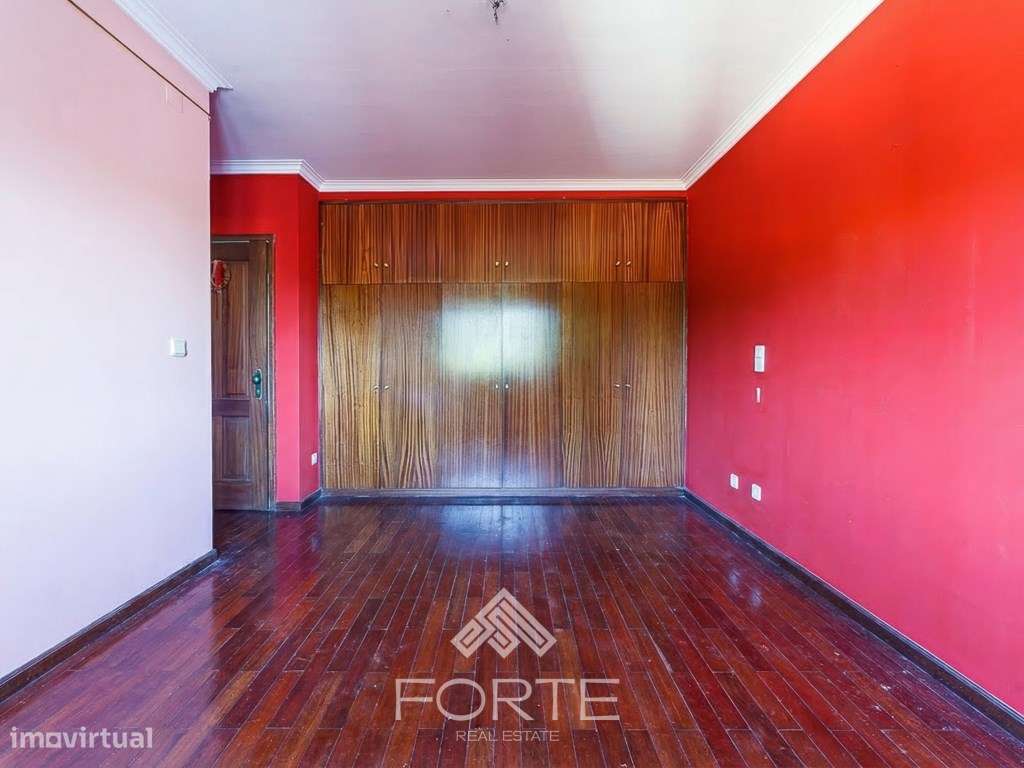 Moradia T3+1 em Travanca, Santa Maria da Feira-20