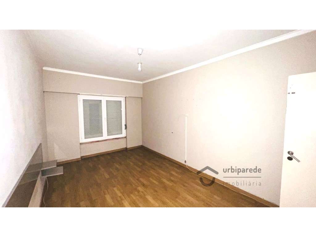 Apartamento T3, em Monte Abraão Queluz-21