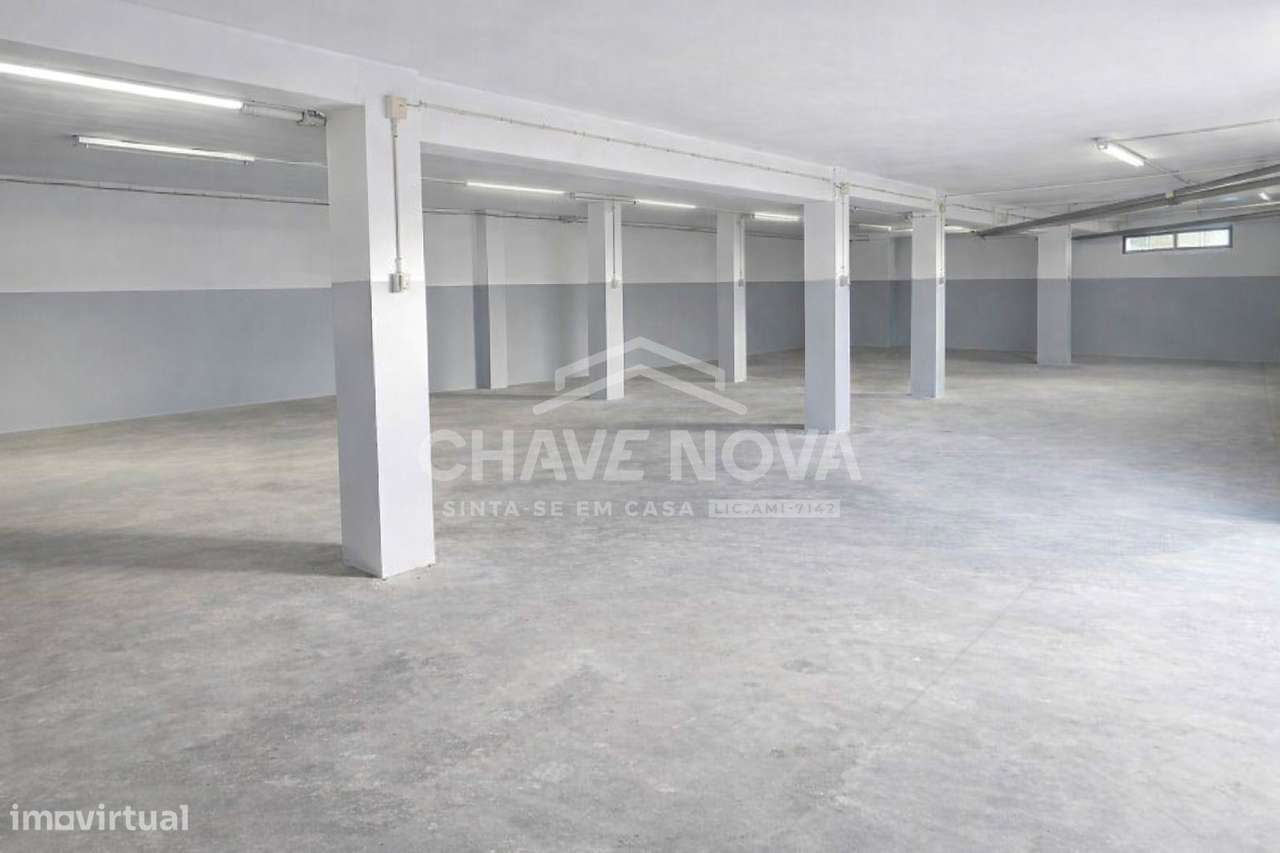 Garagem / Armazém / Arrumos em Canidelo – Excelente Oportunidade - Grande imagem: 4/5