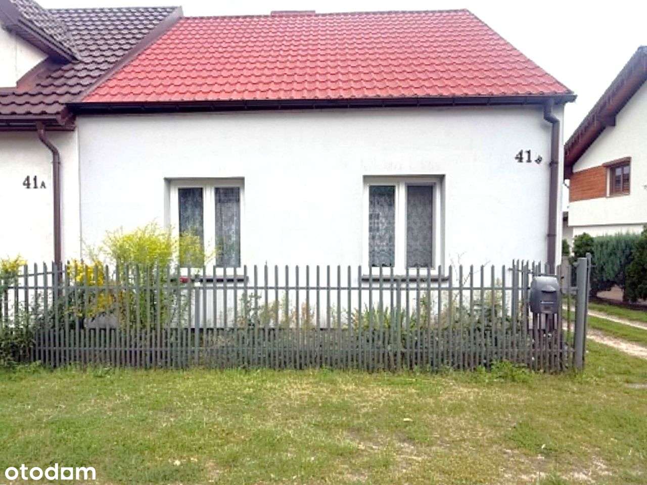 Dom zabudownie bliźniaczej na sptrzedaż Królików g-11