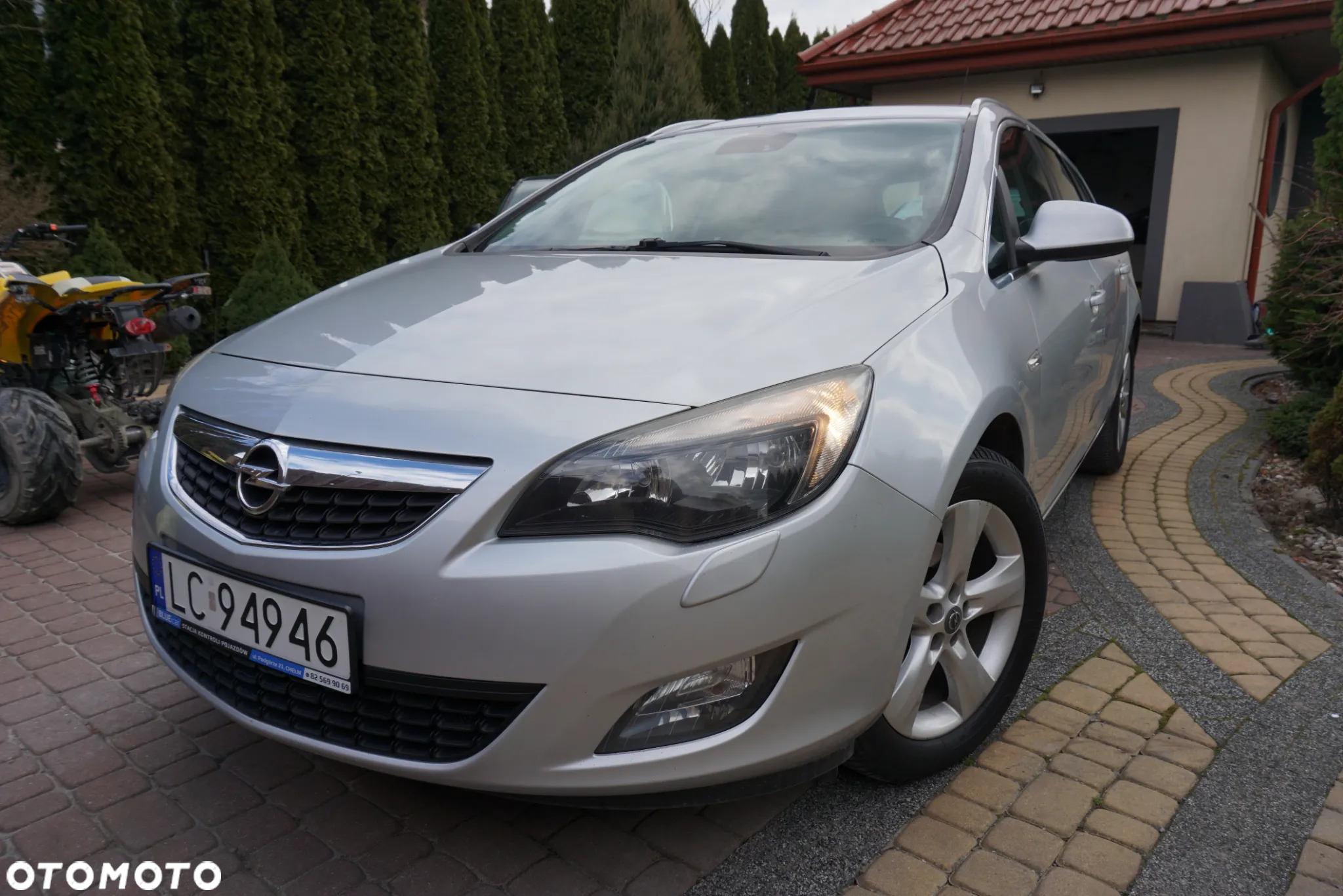 Opel Astra IV 1.4 T Sport - 3