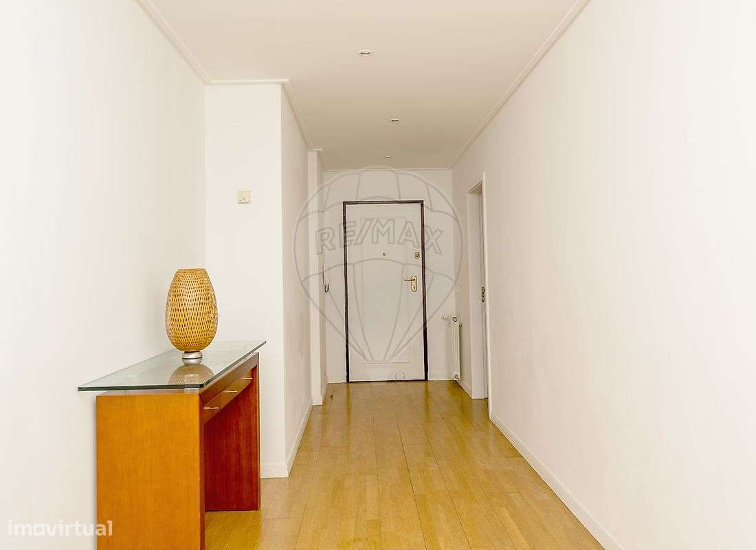 Apartamento T3 para arrendamento - Grande imagem: 2/11