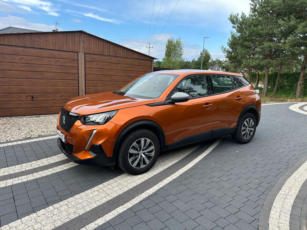 Peugeot 2008 II (2019-) Benzin 100 Allure 2020