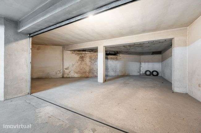 Apartamento T3 à venda em Braga-30