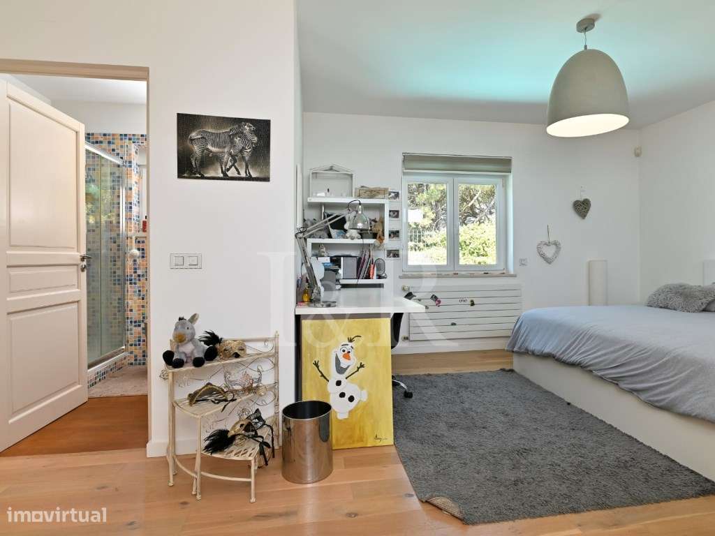 Moradia T6 com jardim, piscina e vista rio no Restelo, Lisboa-30