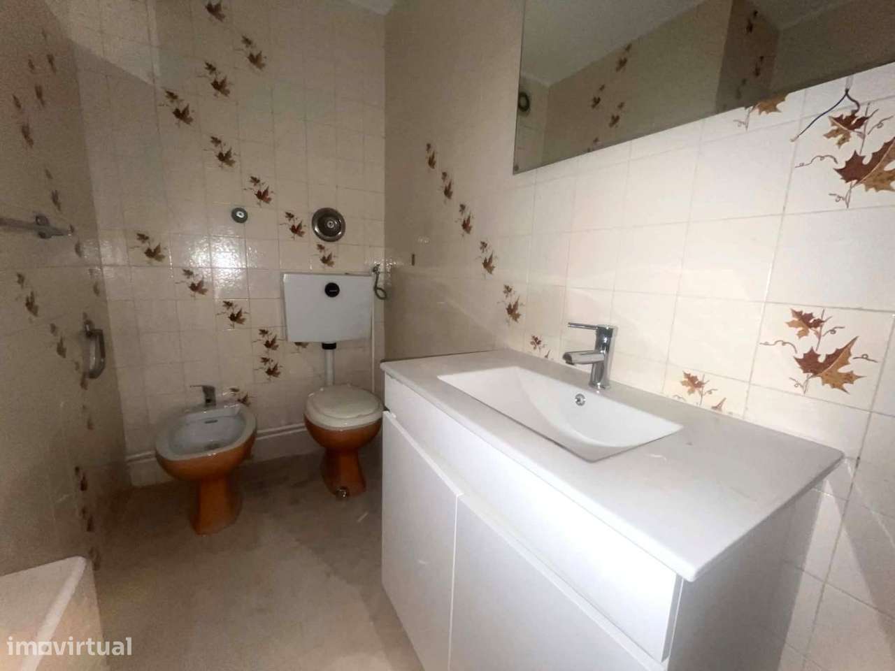Apartamento T1 no centro do Porto com garagem-10