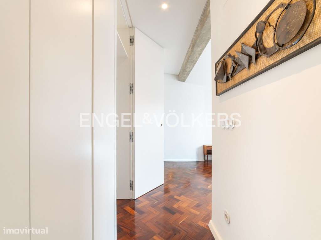 Apartamento T3 renovado no Principe Real-18