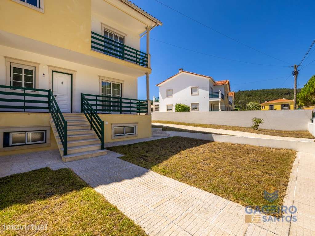 Moradia T3 em condomínio com terreno em Famalicão, Nazaré-30