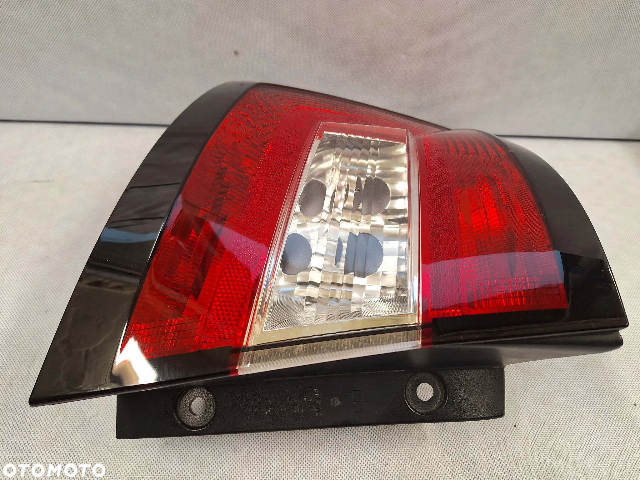 Skoda Fabia III kombi lampa lewa tył 6V9954095 - 3