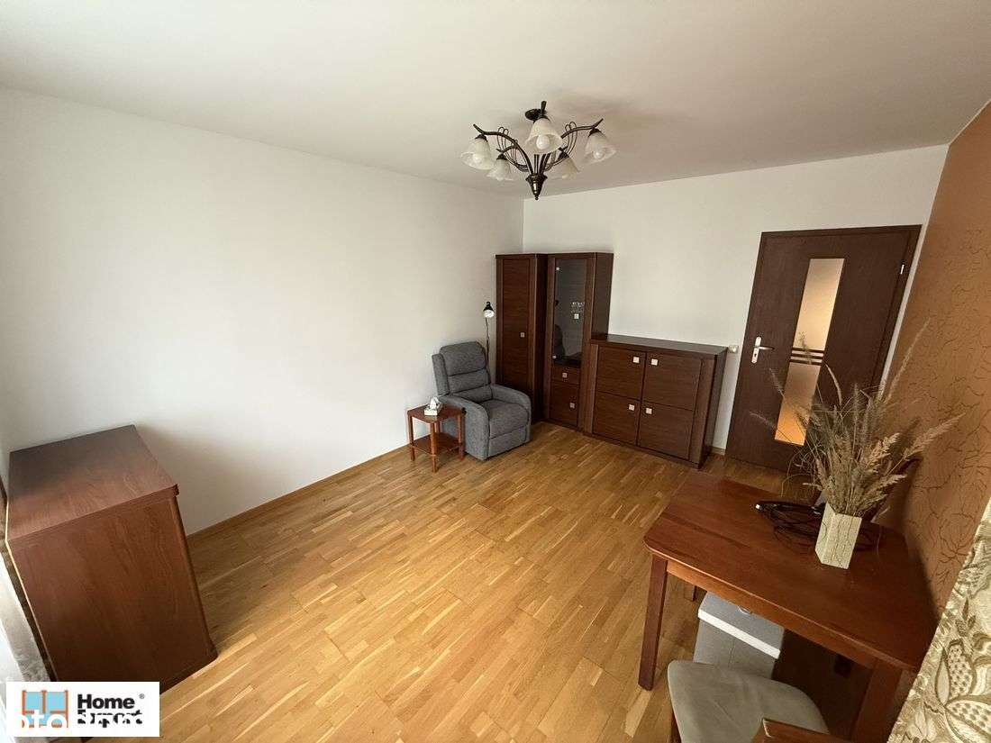 Okolice Miłostowskiej BALKON/WINDA-1