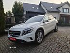 Mercedes-Benz GLA 200 7G-DCT - 11