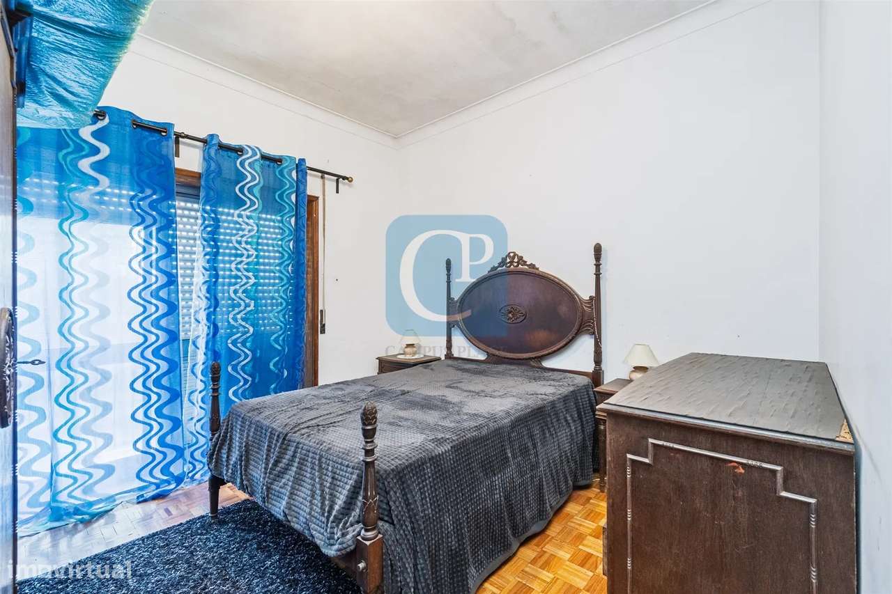 Moradia independente com quatro frações em Guifões, Matosinhos - Grande imagem: 2/22