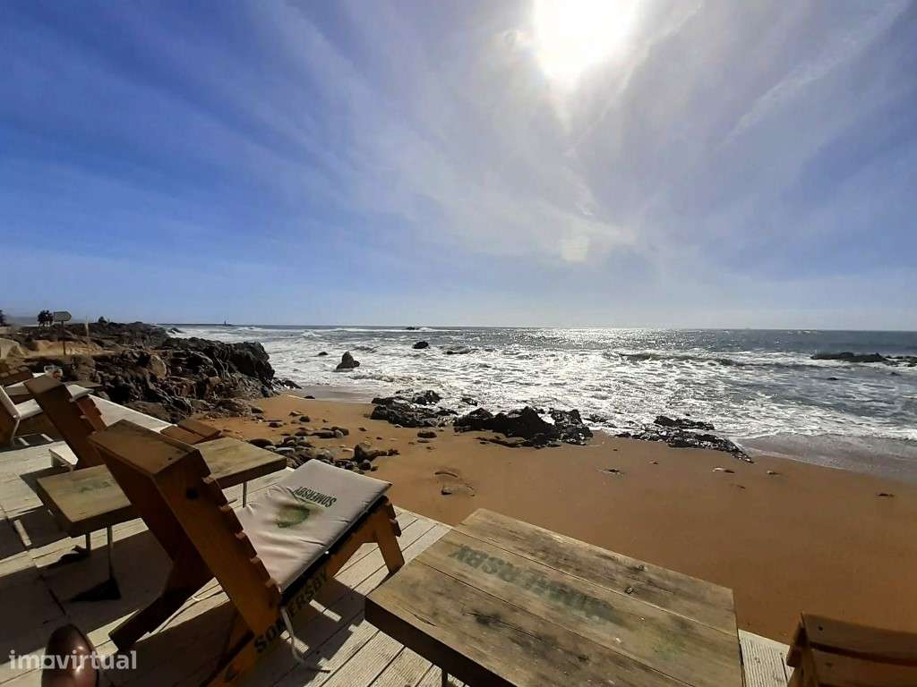 Apartamento renovado na Foz do Douro-11