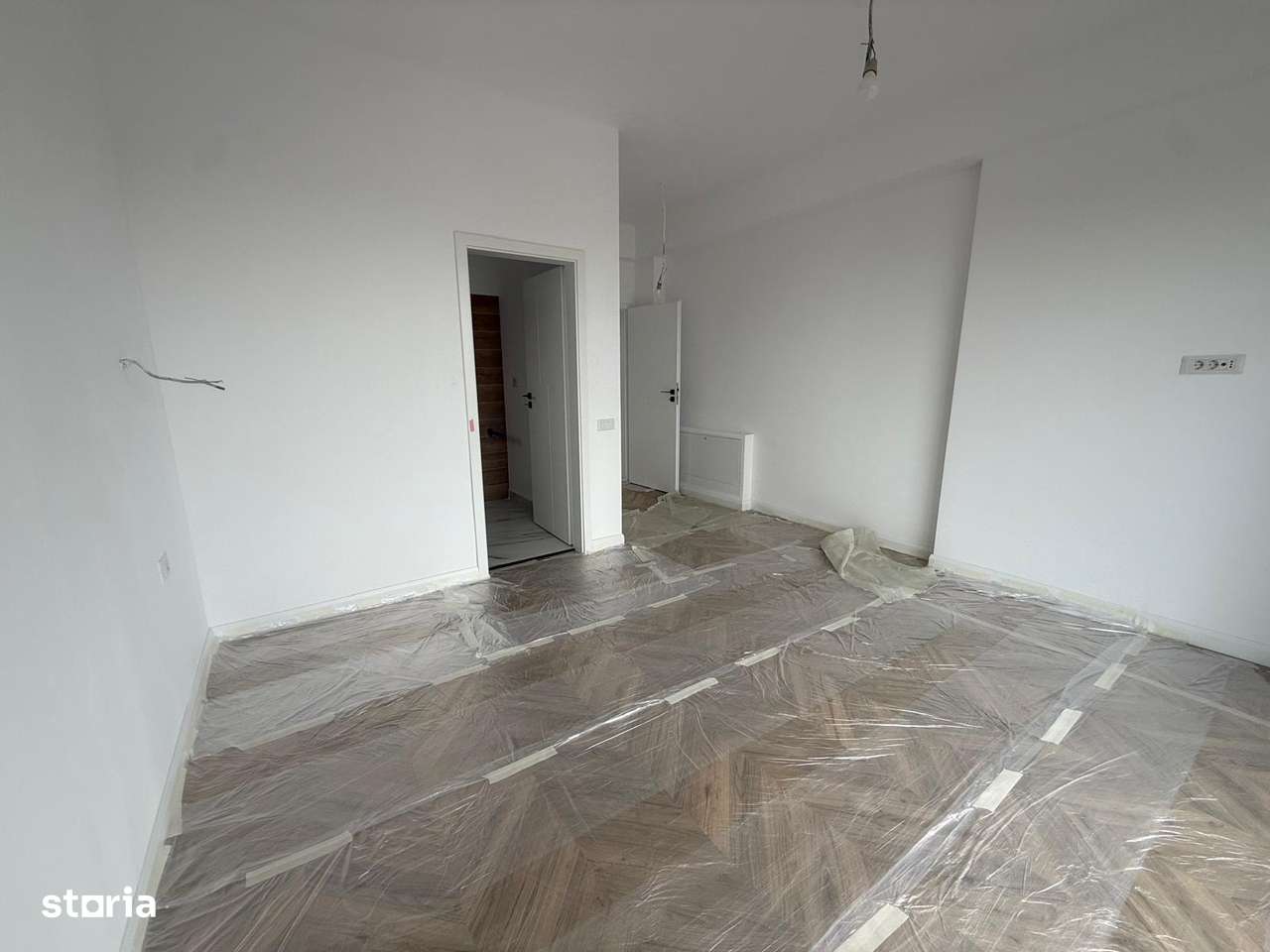 CASA INDIVIDUALA 2 BAI 2 DORMITOARE- METROU TUDOR ARGHEZI-7