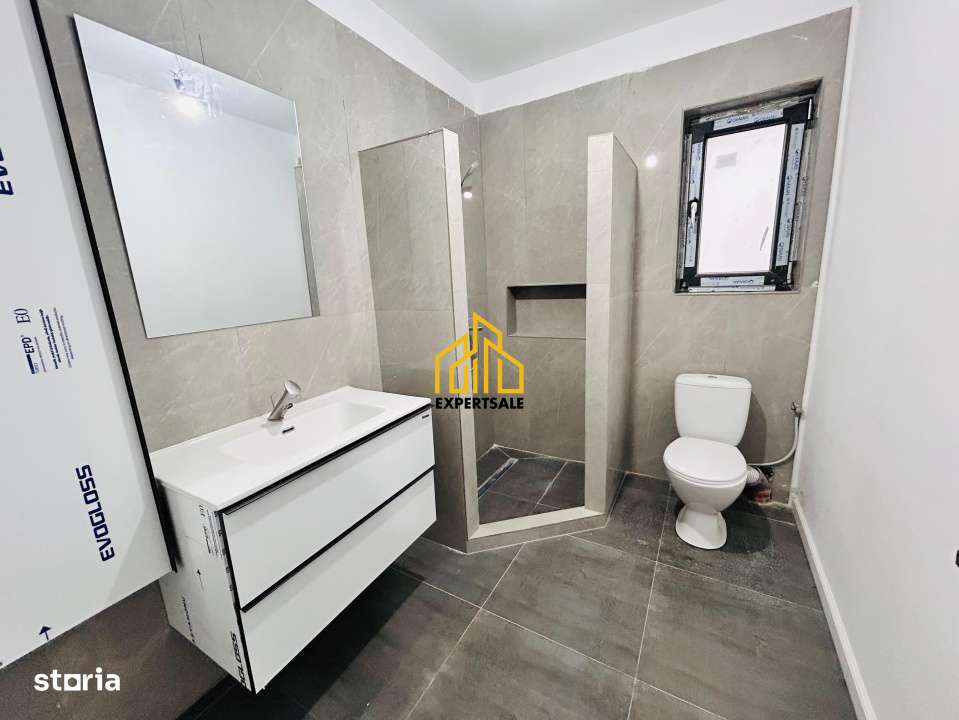 CASA INDIVIDUALA /CLINCENI/ 7 CAMERE/ UTILITATI/ CARTIER PRIVAT - Imagine principală: 5/12