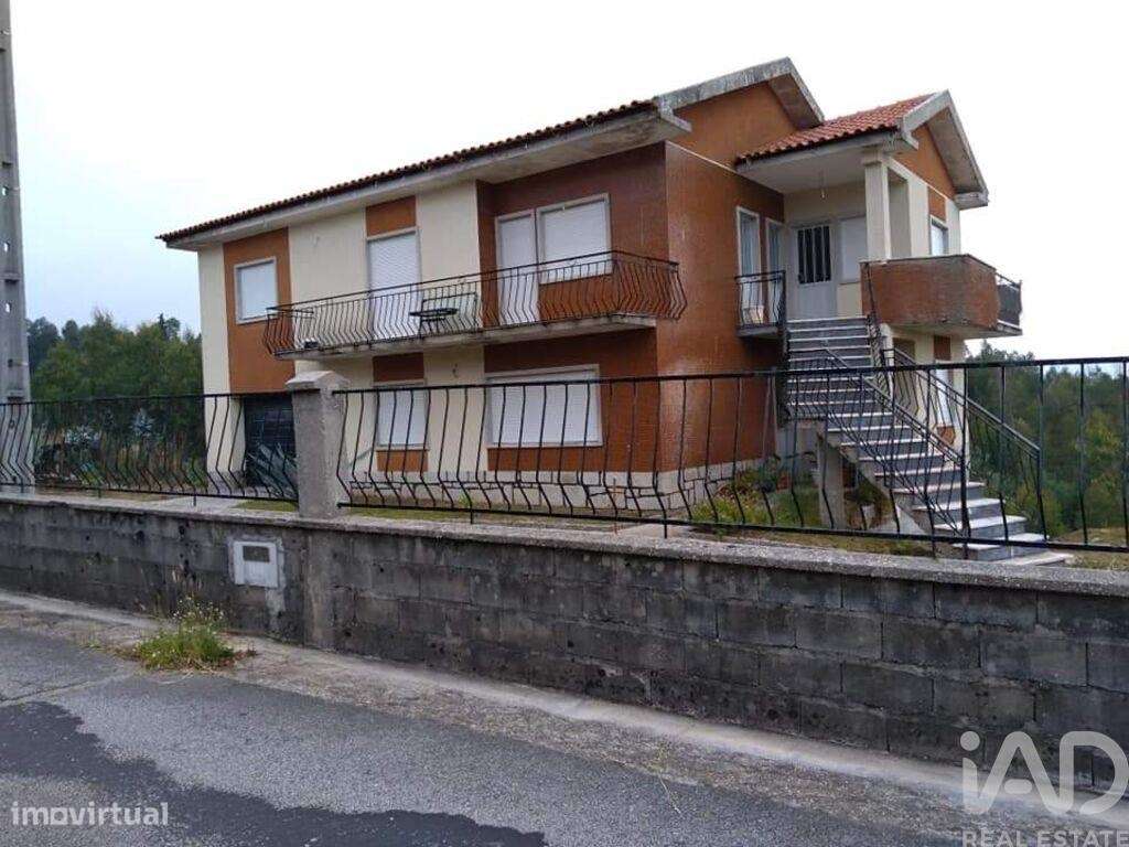 Casa de aldeia T5 em Nogueira, Meixedo e Vilar de Murteda de 150,00 m2 - Grande imagem: 2/26