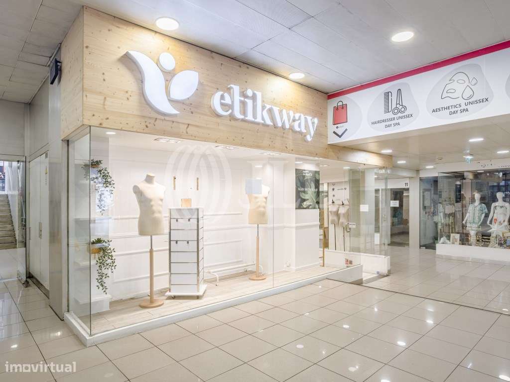 Espaço comercial no edifíco Castil em Lisboa - Grande imagem: 4/20