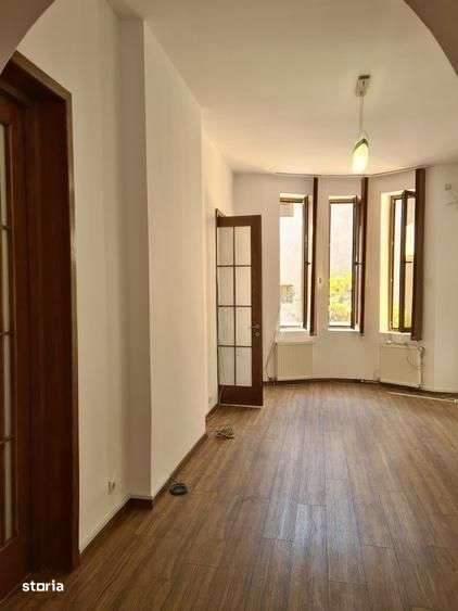 BRASADAS inchiriaza vila RENOVATA Unirii - Imagine principală: 5/14