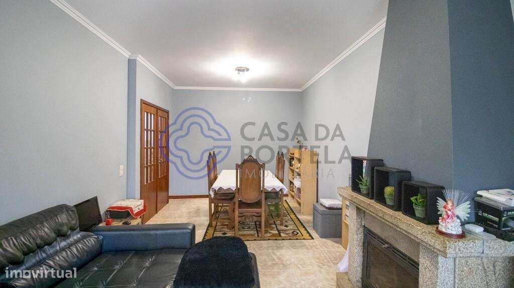 Apartamento T2 com Terraço e Churrasqueira em Nogueira da Regedoura | - Grande imagem: 5/18