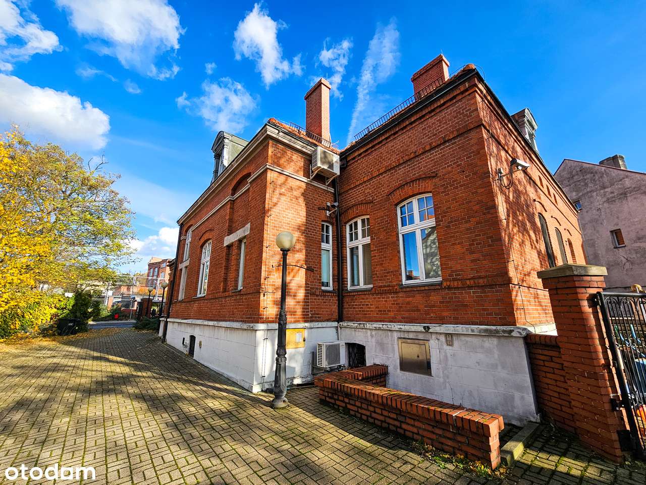 Prestiżowy budynek biurowy w centrum Rybnika – możliwość podziału - Pełny obrazek: 4/16