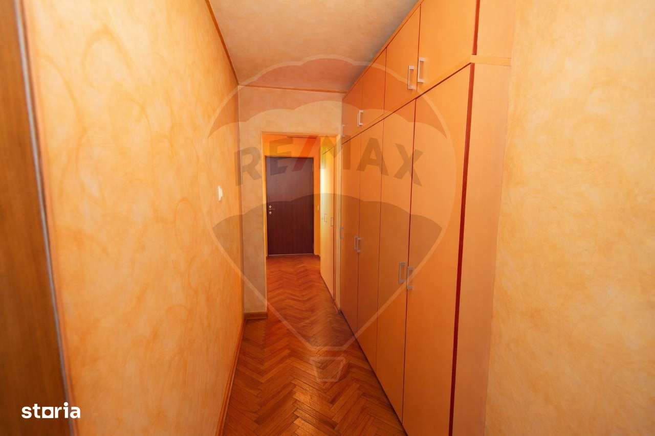 Apartament cu 3 camere de vanzare in zona Gara de Nord-5