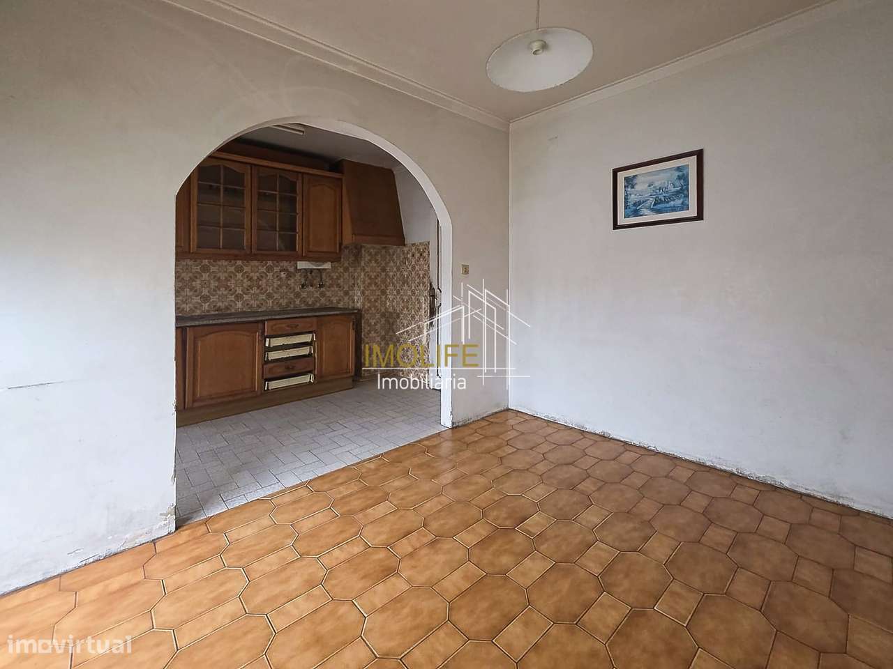 Apartamento T2 com varanda-30