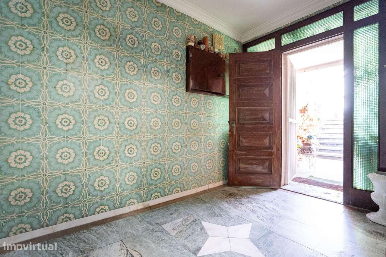 MORADIA T5 C/ TERRAÇO E JARDIM ALFRAGIDE (NEGOCIÁVEL) - Grande imagem: 5/40