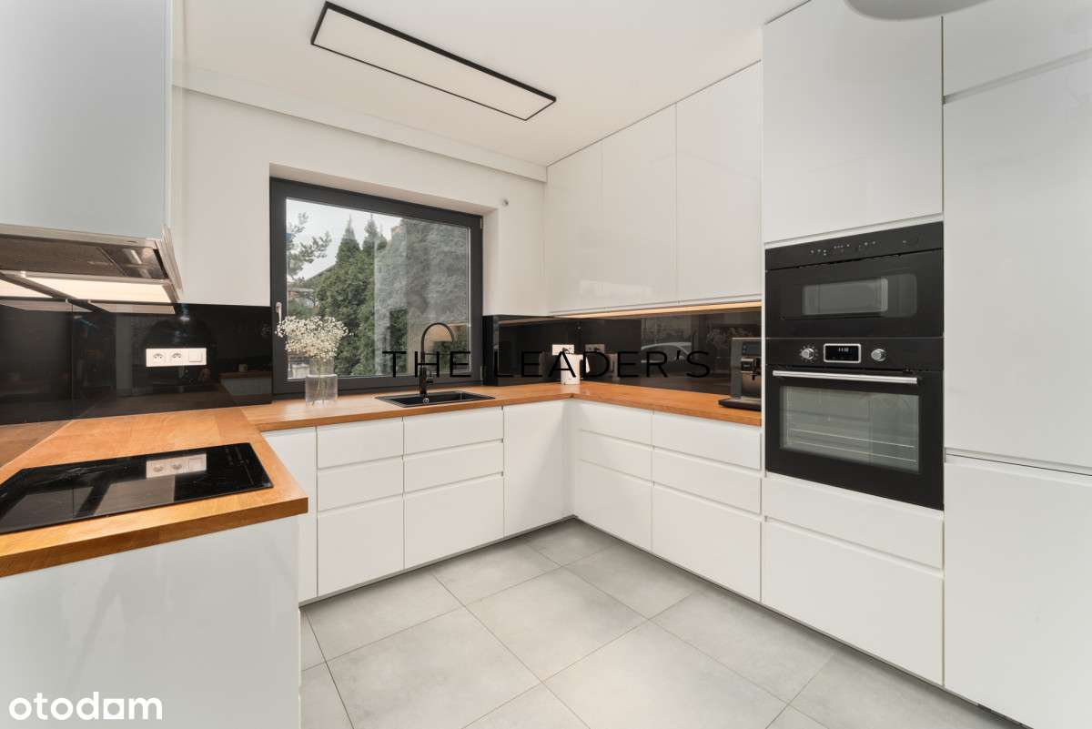 Rodzinny dom po remoncie | Ogródek, garaż, metro - Pełny obrazek: 5/18