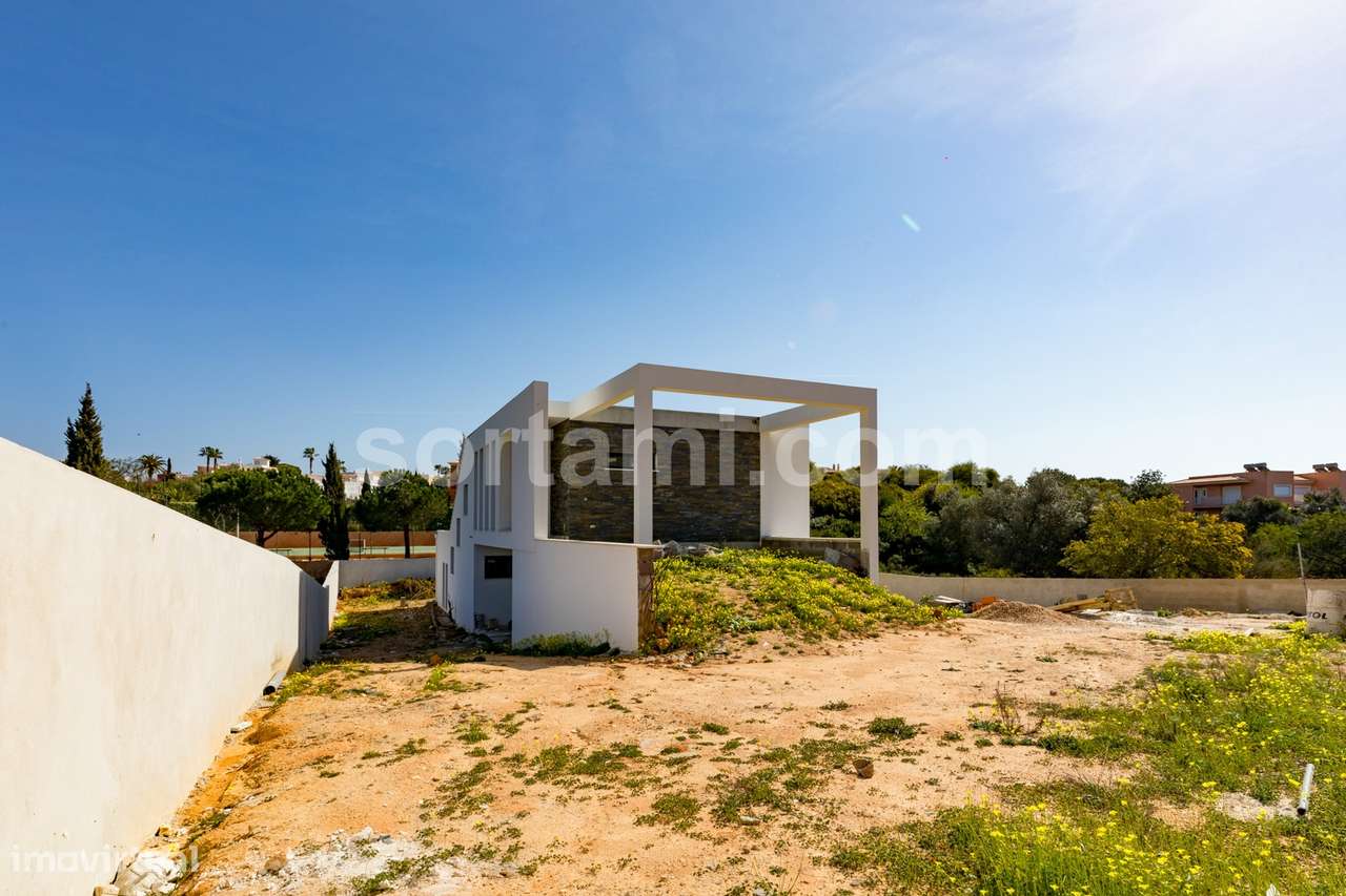 Moradia Isolada T3+1 Venda em Lagoa e Carvoeiro,Lagoa (Algarve) - Grande imagem: 5/24