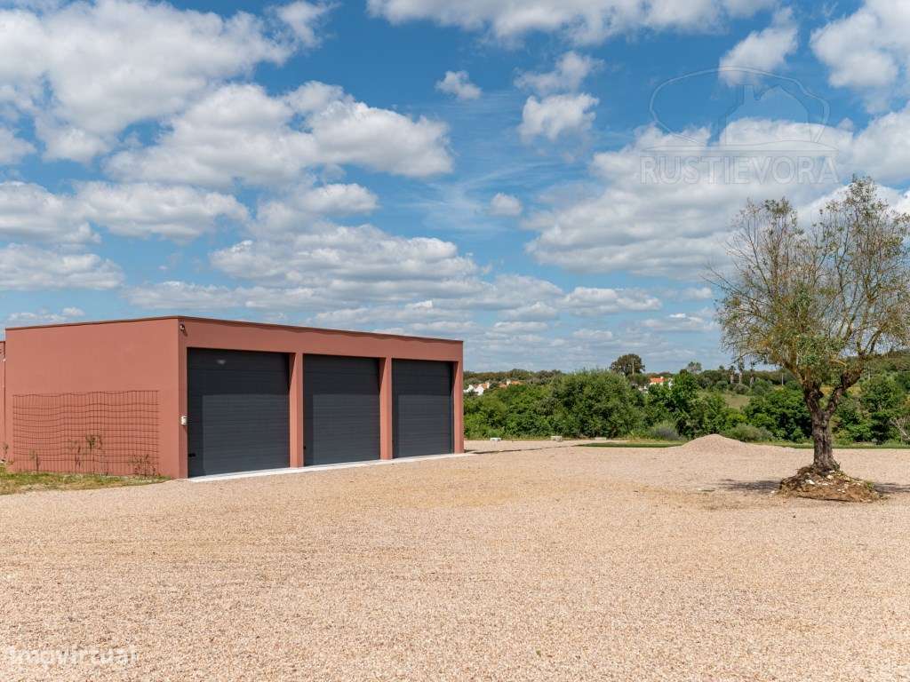 Propriedade contemporânea de 11,5 ha com duas residências independe...-19
