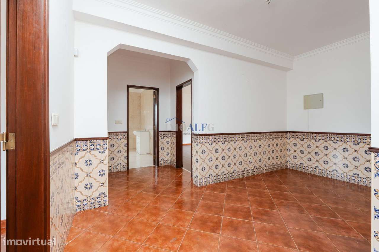 Moradia T7 com terreno perto de Vila Franca de Xira-22