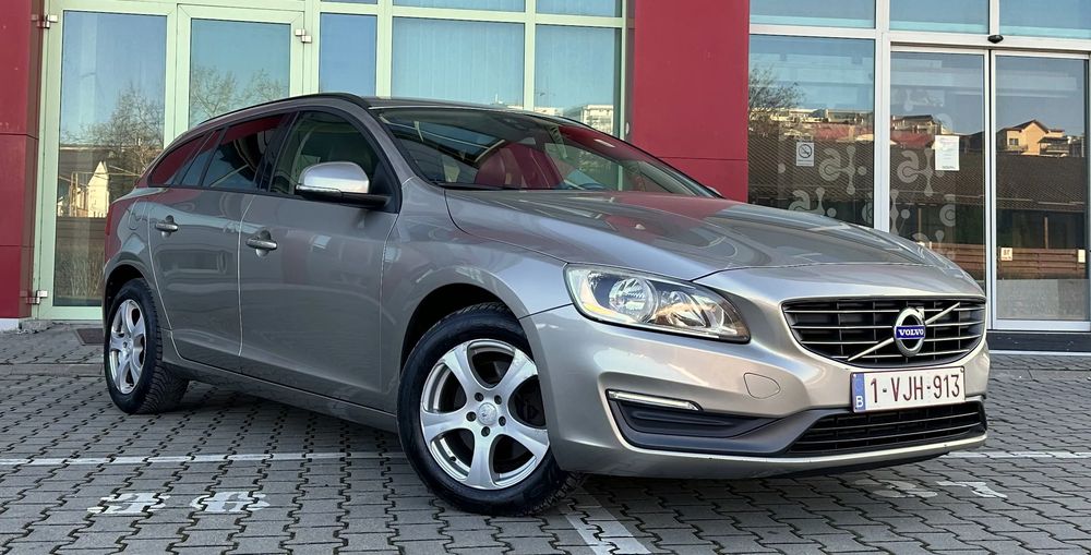 Volvo V60 2015