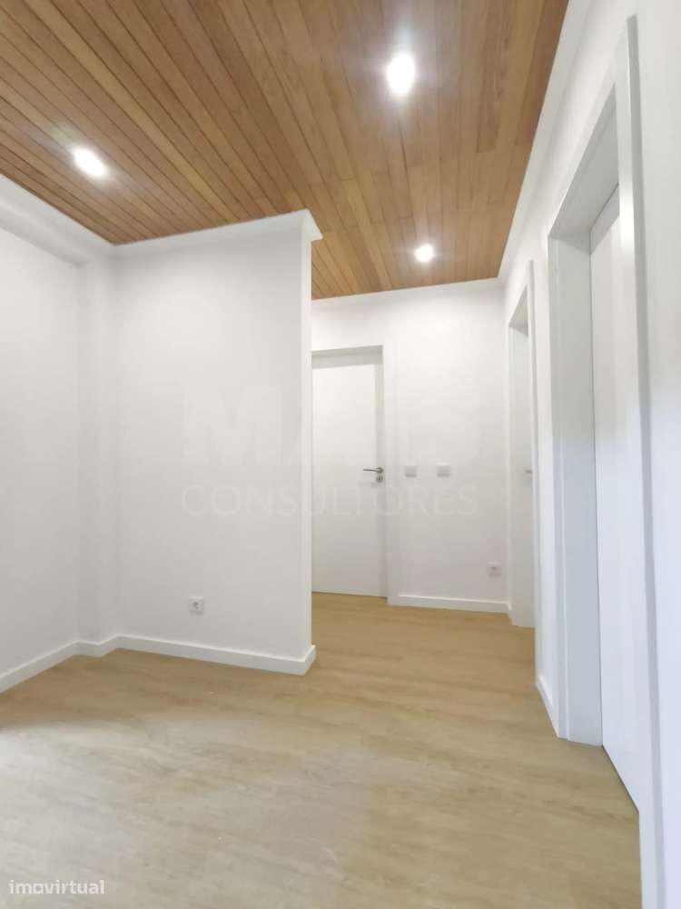 T2 Remodelado com arrecadação - Grande imagem: 4/14