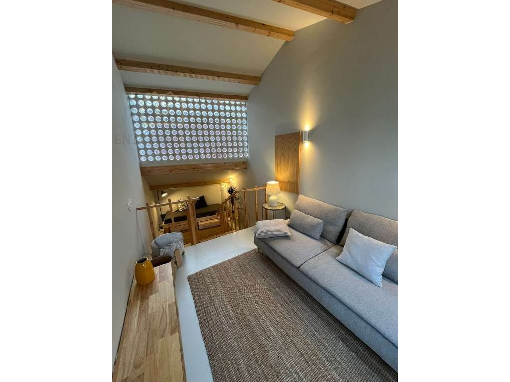 Moradia T2 no Largo do Adro, próxima ao Rio Douro, para comprar no ... - Grande imagem: 5/26