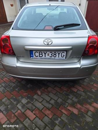 Toyota Avensis 2.0 D-4D Prestige - 4