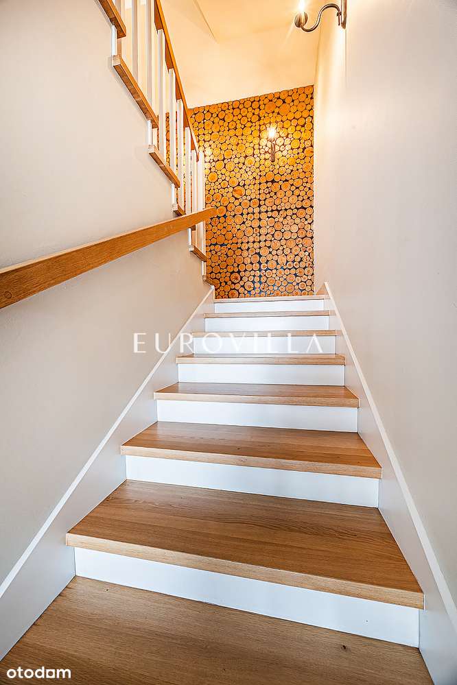 Duża działka, cicha okolica, komfortowy dom-11