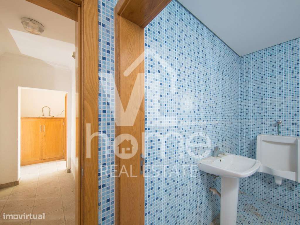 Armazém Industrial de Grande Dimensão - Localização Estratégica-26